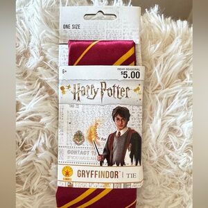 NWT Set Harry Potter Gryffindor Tie & glasses costume